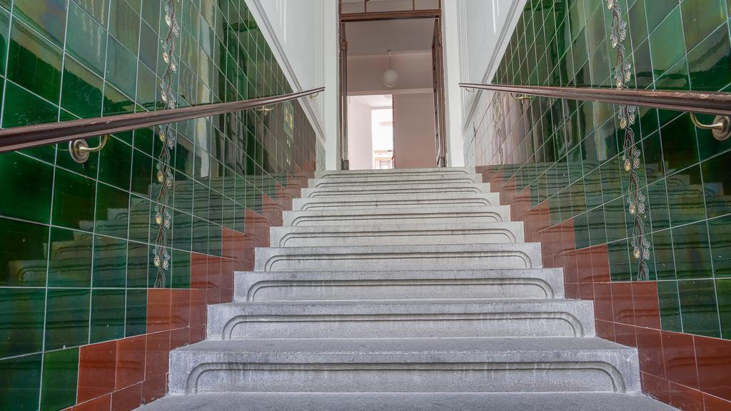 Tower Apartment Praha Bagian luar foto